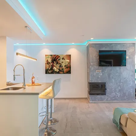 Chicago - Puerto Banus Apartment