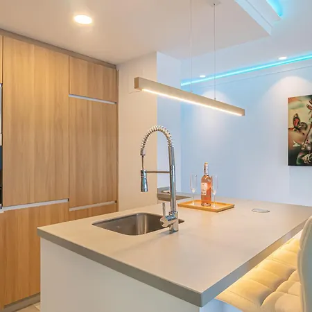 Chicago - Puerto Banus Apartment Marbella
