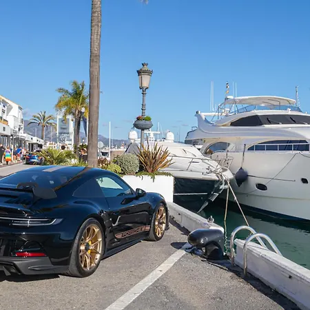 Chicago - Puerto Banus *